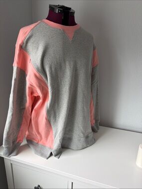 Gray and Pink Colorblock Women’s Nursing Tunic Sweatshirt